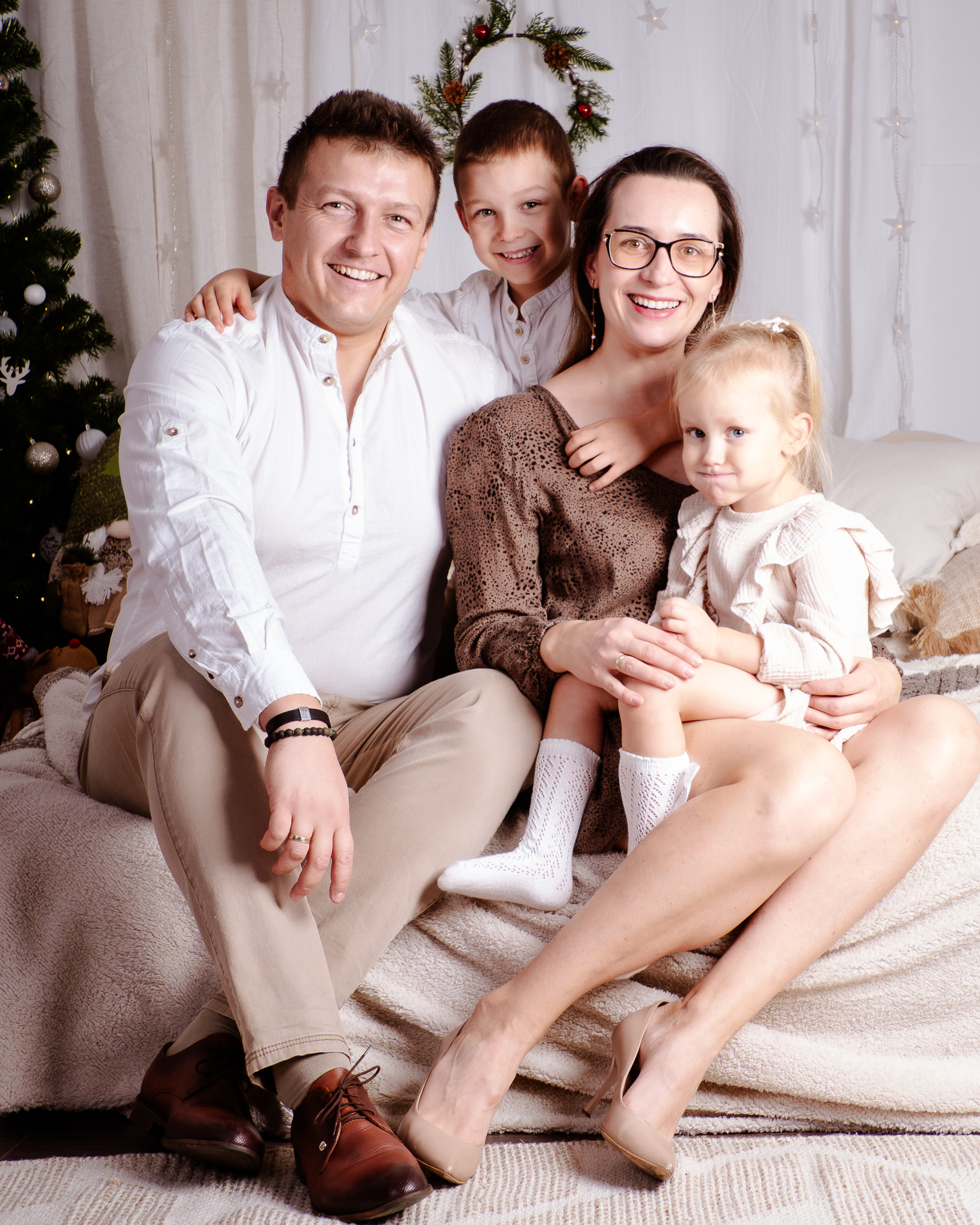 rodzinna sesja świąteczna Zduńska Wola – studio fotograficzne ZDW